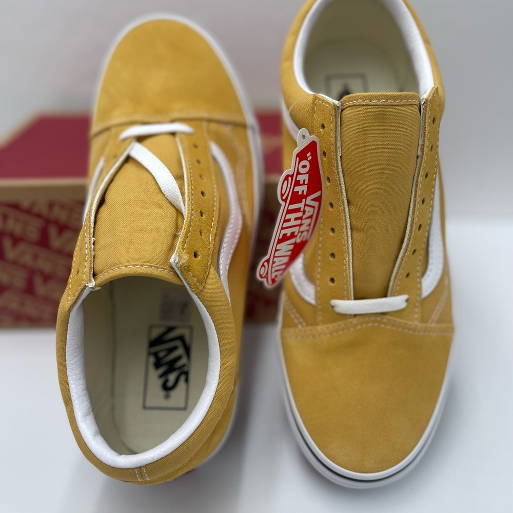 Vans WMNS Old Skool
Ochre/True White
VN0A38G1QA0 - Picture 7 of 16